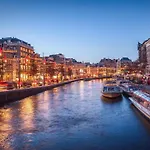 Houseboat Woude Uitgeest