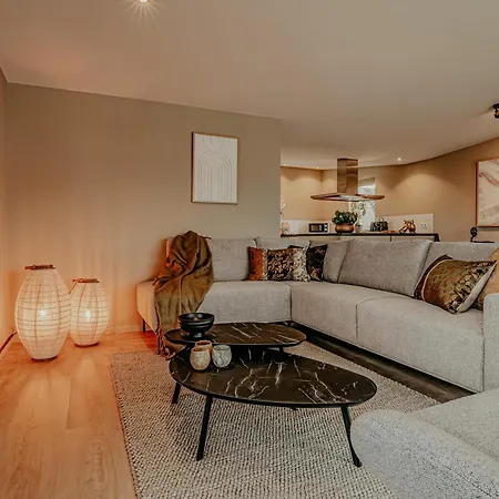 別荘 Houseboat Woude