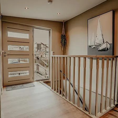 別荘 Houseboat Woude